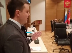 «Подлец и мерзавец»: в Волгоградской облдуме со скандалом обсудили строительство трассы через пойму