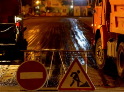 Мэрия Волгограда объявила сроки окончания дорожного ремонта на улице Качинцев