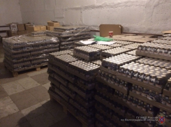 В Волгограде «накрыли» склад контрафактного алкоголя и сигарет 
