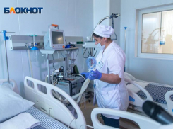 Волгоградка в отпуске заразилась коронавирусом и умерла