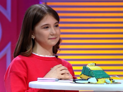 Юная волгоградка попала на шоу к королю тортов Агзамову
