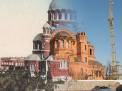 Тогда и сейчас: храм Александра Невского в Волгограде в затрибунной части площади Павших борцов