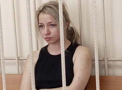 Молодая блондинка попала за решетку в Волгограде после выполнения простой просьбы знакомого