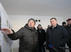 Стало известно, чем на самом деле занимается губернатор Андрей Бочаров