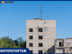 Призраки, трупы и чертовщина: окутанную страшилками больницу сносят в Волгограде