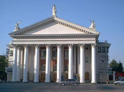 Волгоградский НЭТ не заплатил подрядчику 120 тысяч за ремонт полов