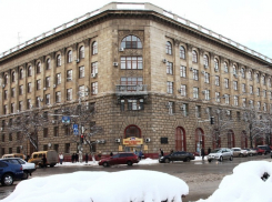 ВолгГМУ отсудил кругленькую сумму у волгоградского медика