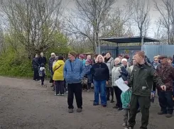 Дорогу к трем СНТ экстренно отремонтируют в Волгограде после публикации «Блокнота»