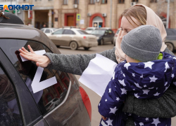 «Блокнот» вместе с волгоградцами присоединился к акции в поддержку российских военных 