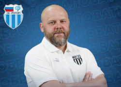 Тренера «Ротора» Бояринцева удалили с поля во время матча с «Торпедо»