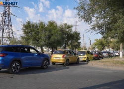 Волгоградец скончался в очереди за бензином 