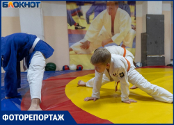 Хаджиме, мате и сисей на глазах у Путина: волгоградский тренер учит правильно падать 270 раз