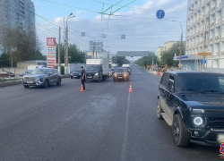 Школьника на бешеной скорости сбили в Волгограде: шок-видео