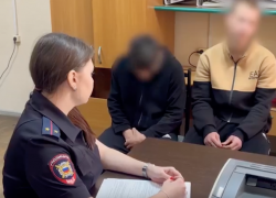 Сорвавших флаг на мосту подростков нашли в Волгограде – видео 