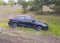 Шестеро детей и трое взрослых попали в больницу после ДТП в Волгоградской области