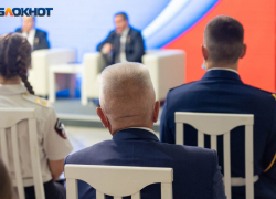 В Волгоградской области зарплаты чиновников повысили до 57 тысяч рублей