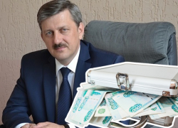 Мэр Волгограда Владимир Марченко с супругой заработал за год более 5,6 млн рублей