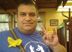 Трижды депутат Андрей Попков отмечает день рождения