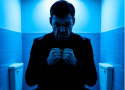 Волгоградец просто так проломил голову незнакомцу в туалете кафе 