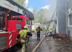Под Волгоградом из-за пожара эвакуировали 30 человек