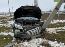 Водитель без прав погиб за рулем Lifan от сердечного приступа в Волжском