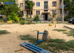 Был дома с отцом: подробности жуткого падения с окна 6-летнего волгоградца