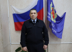 «Упал на пол и бился в судорогах»: полицейский спас волгоградца