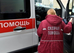 В Волгограде грабителя магазина обнаружили в туалете с порезанной шеей