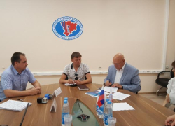 Второй пошел: облизбирком принял документы от еще одного кандидата в волгоградские губернаторы