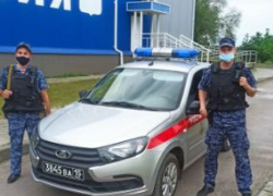 Мать только отвернулась: волгоградские росгвардейцы нашли пропавшего ребенка