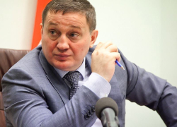 Волгоградский губернатор Андрей Бочаров объявил:  идет на второй срок