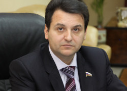 СК требует заочного ареста Олега Михеева
