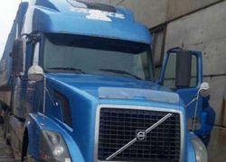 Со Второй Продольной волгоградец угнал грузовик Volvo