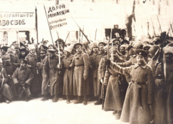 Календарь: 15 октября 1918 года на выручку красным в Царицын пришла Стальная дивизия