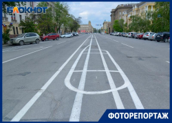 «Одни матерные эмоции»: активисты раскритиковали новую разметку на площади Павших борцов в Волгограде