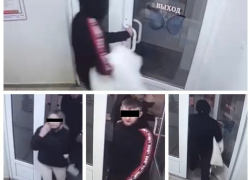 Волгоградец украл шубу в ТЦ  накануне Дня Влюбленных: видео