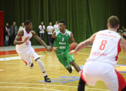 Волгоградский «Красный Октябрь» проиграл в домашнем матче казанскому УНИКСу