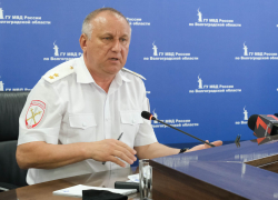 Главный полицейский Волгоградской области Александр Кравченко отмечает день рождения