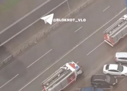 «Запах гари, сирены, пожарные»: жителей Семи Ветров в Волгограде напугало сильное задымление 