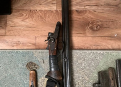 Силовики накрыли рецидивиста с арсеналом боевого оружия под Волгоградом