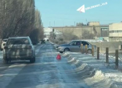 Машину едва не унесло в канал: элитный СНТ под Волгоградом остался без воды и ассенизаторов 