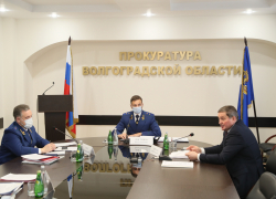 «Костенко находится в парадигме действий Бочарова»: волгоградская прокуратура отчиталась о работе за год