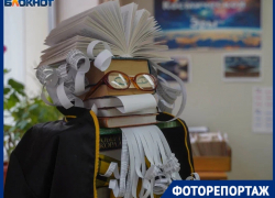 Волгоградцам прививают моду на чтение: яркие кадры "Библионочи-2026" 