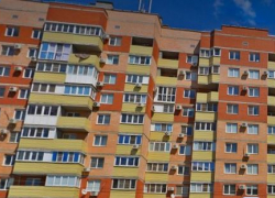 Труп сорокалетнего мужчины нашли под окнами высотки под Волгоградом 