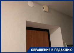   Более 5 лет из-за бездействия УК «ЖЭУ на Ангарском» у волгоградки в дождь топит квартиру