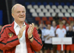 Переехать в Волгоград предложили Зюганову взбешенные противники переименования в Сталинград