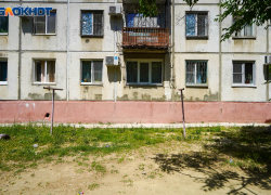 Годовалый мальчик выпал с пятого этажа в Волгоградской области