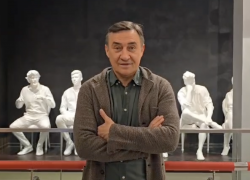 «Гореть вам в аду, твари»: мать актера Камиля Ларина стала жертвой узнавших ее сына мошенников