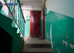 "Он ее приревновал": подробности убийства волгоградки в подъезде 