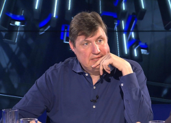 «Чиновники обогащаются за счёт бюджета»: депутат волгоградской облдумы раскритиковал послание Путина